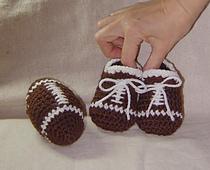 Toy football and baby boy booties - Crochet Pattern 44